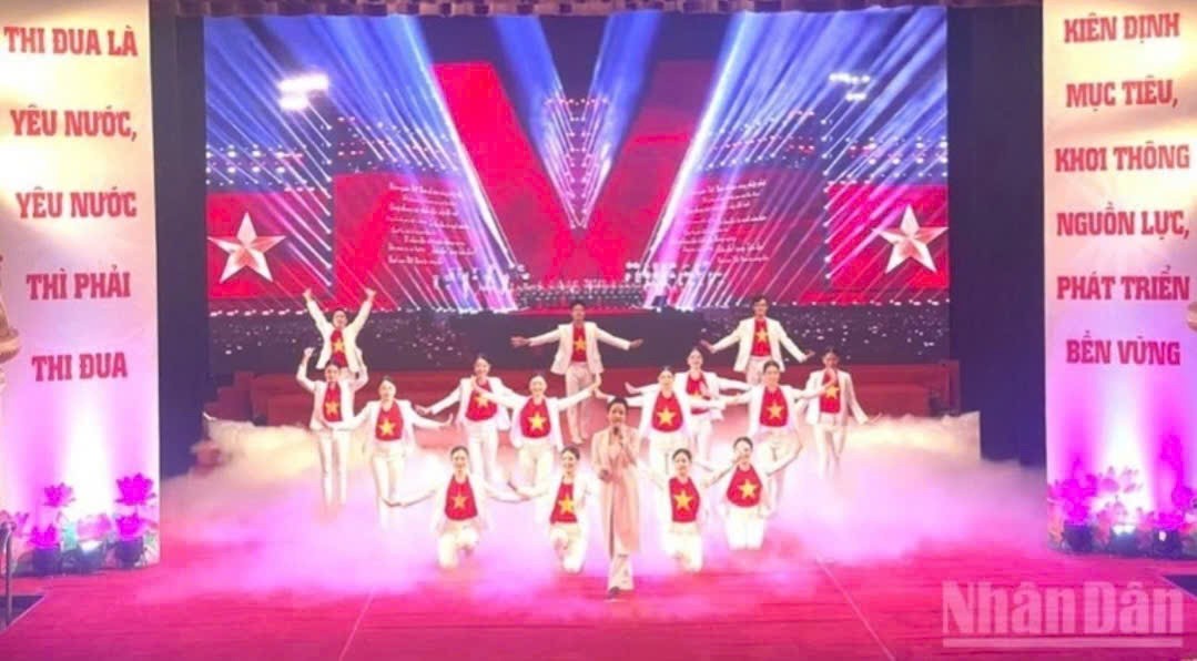 Thi đua yêu nước góp phần chấn hưng và phát triển văn hóa Việt Nam trong kỷ nguyên mới